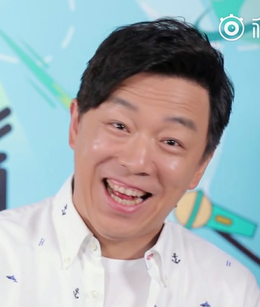 一组黄渤的好戏!8.10记得去看一出表情!鸭加油图表情包169图片