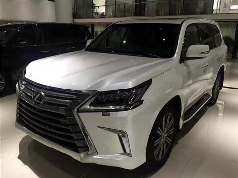 18雷克萨斯LX570与酷路泽5700配置对比！