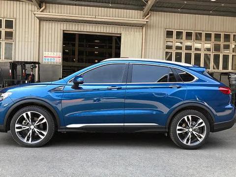 国产版“Urus”年底上市，钻石般LED灯组，成功男人都喜欢！