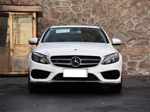 奔驰C180抠了标也是C200！