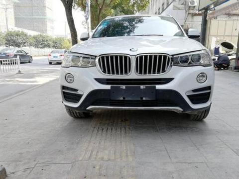 这是二手宝马X4 2014款 xDrive20i X设计套装