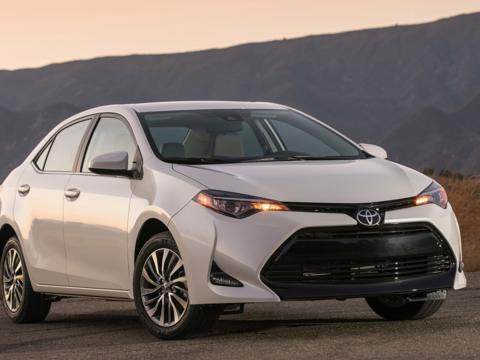 新款卡罗拉叫板“车神”思域？电子手刹、自动驻车，最大171马力