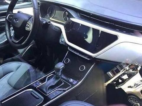 艾瑞泽GX实车曝光！外观炫酷或售8万元起，能否为奇瑞扳回一城？