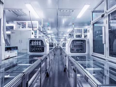 EV晨报 | 蔚来ES8今日交付;比亚迪年产24GWh动力电池工厂下线