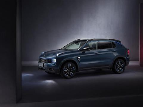 11天预售1万辆，平均2分钟一辆！“对立美学”吉利领克02正式发售