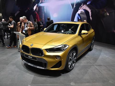 28.98万元！宝马X2低调上市，“偷袭”正大火的奔驰GLA么？