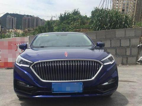 全新红旗H5青川蓝提车，随车还有意外惊喜，开回家没人不说好！