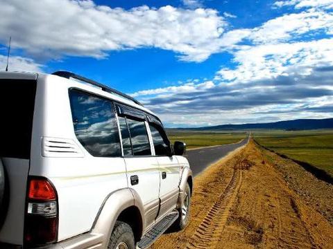 为什么几十万的越野车在川藏线上也会坏？但这款神车却厉害无比