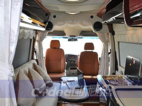 福特全顺改装房车,舒适内饰开启旅行的新世界!
