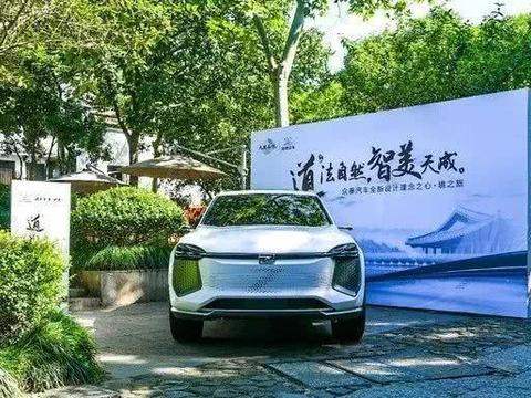 众泰这次要放弃模仿保时捷，新车型明年上，皮尺部要下岗了？