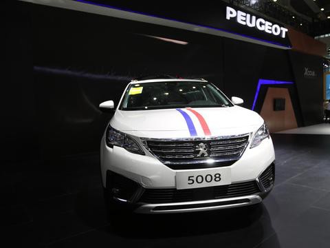 东风标致5008五座精英版，2018深港澳车展实拍！