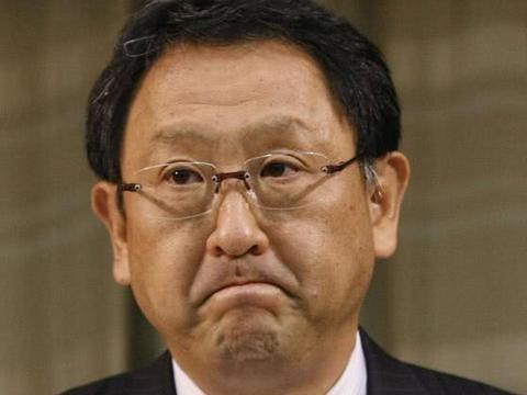 丰田：我们的每一台雷克萨斯，都是跪着卖出去的！