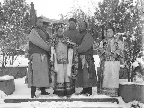 近期“劳斯莱斯“动态汇总，都在这个专题里