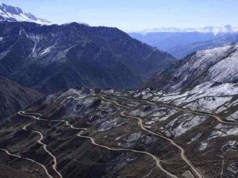 真想自驾游进一次西藏？千万别把SUV开出来，太危险！