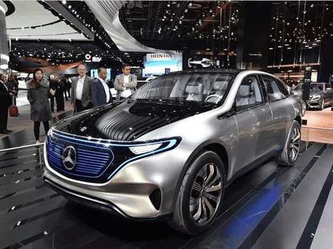纯电能旅休Mercedes-Benz EQ C即将在9月4日进行全球首次亮相