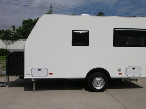 自行式房车太贵?看看这款国产5.35米拖挂吧