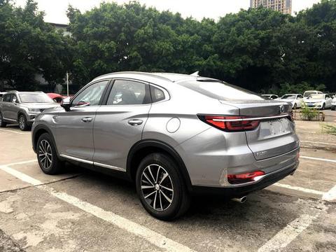 长安cs85实车高清实拍