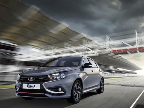 普京乘坐过的拉达汽车vesta，这部汽车是战斗民族曾经的骄傲