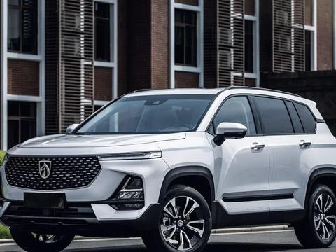 宝骏全新SUV官图发布，外观吸引眼球，或命名为570