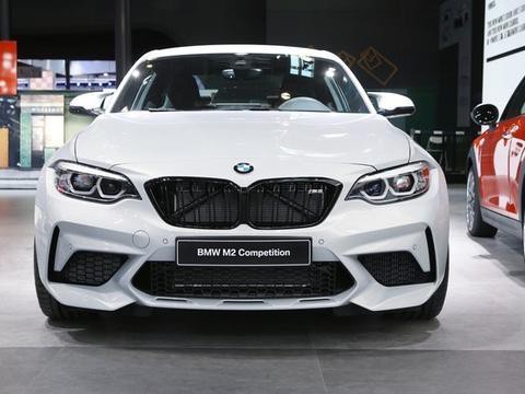 宝马M2雷霆版售64.98万元 外形更运动/性能更强