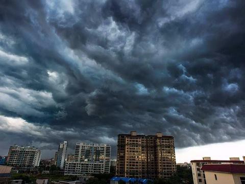 “山竹”造成29亿损失，受损的车保险公司赔吗？业内人说出答案