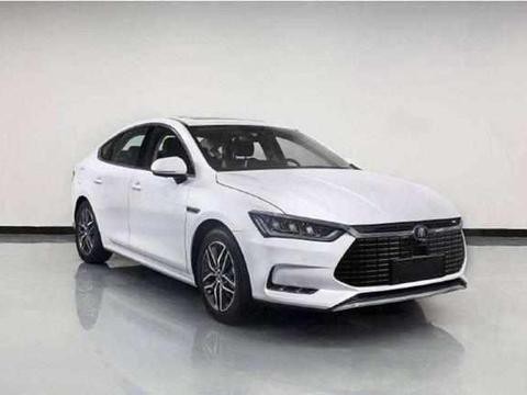 比亚迪接连发大招，颜值不输奥迪，油耗仅1升，网友表示终于来了