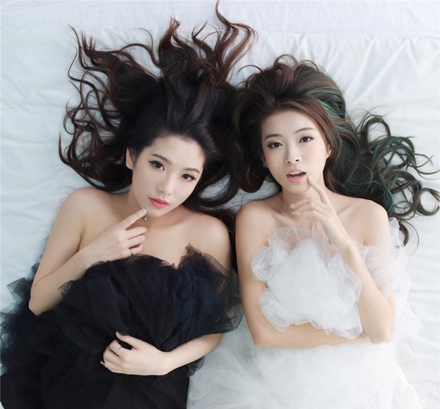 时尚而且靓丽的佳丽姐妹(双人或三人)合影.