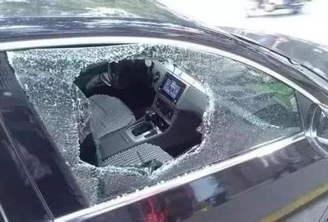 买车险时，一定要选择适合自己的，而这5种车险可以不用买