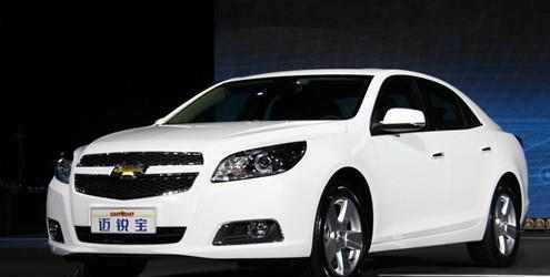 车长4米9颜值逆天, 全景天窗才15万, 可雪佛兰这款车是屌丝最爱