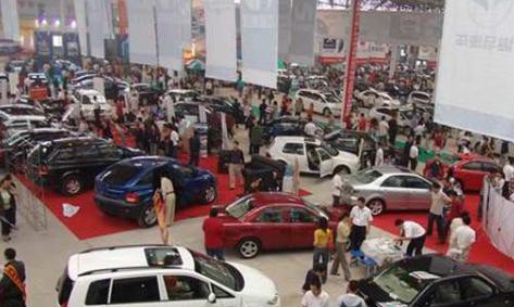 没钱的年轻人，欠你一句万万不要分期付款买车，到时哭都没用！