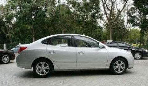 汽车时间越久油耗越高？老司机：换掉这个零件，油耗立马降下来？