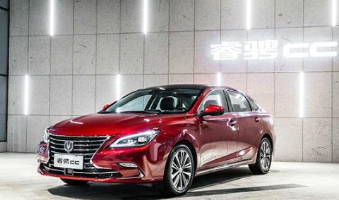 它是国产销量之神，一天销量差不多1000台，配10寸大中控