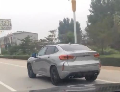 WEY Pi4 VV7x量产版谍照曝光：轿跑SUV造型犀利