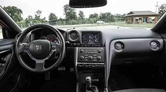 “兰博基尼“有新的文章更新，请注意查收