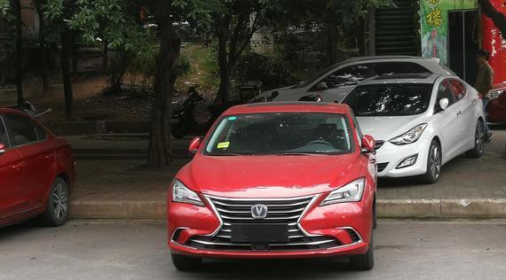 长安第二代逸动上市, 配最强1.5T发动机, 7.68万起竞争吉利帝豪