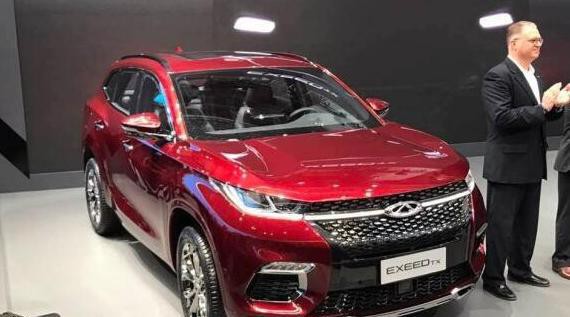 奇瑞又发布新车啦，内外全新升级，油耗仅1.7L