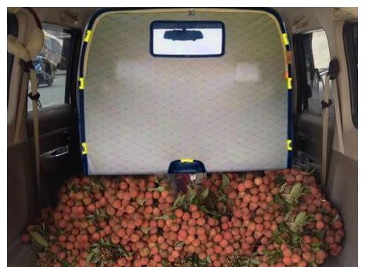 五菱宏光凭什么是国产神车被追捧? 打开车门就明白了