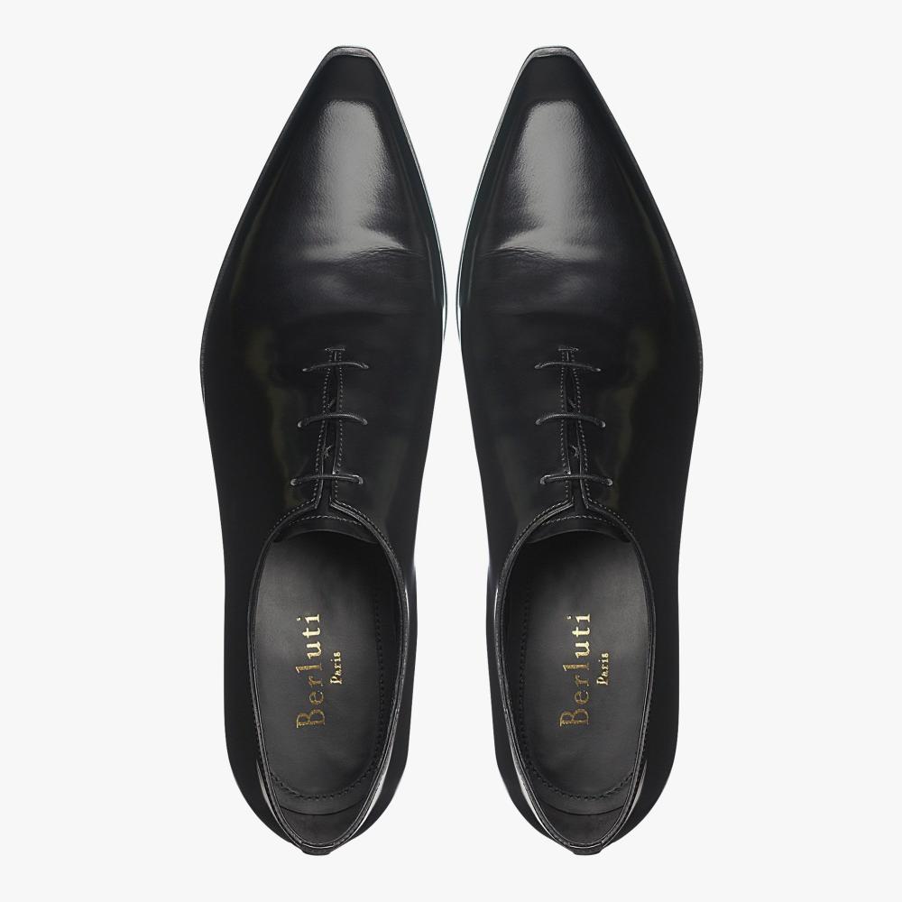 Berluti 伯尔鲁帝/布鲁提-让明星们在餐桌上擦鞋, 也只有它能做得出来 Berluti 伯尔鲁帝/布鲁提-让明星们在餐桌上擦鞋, 也只有它能做得出来