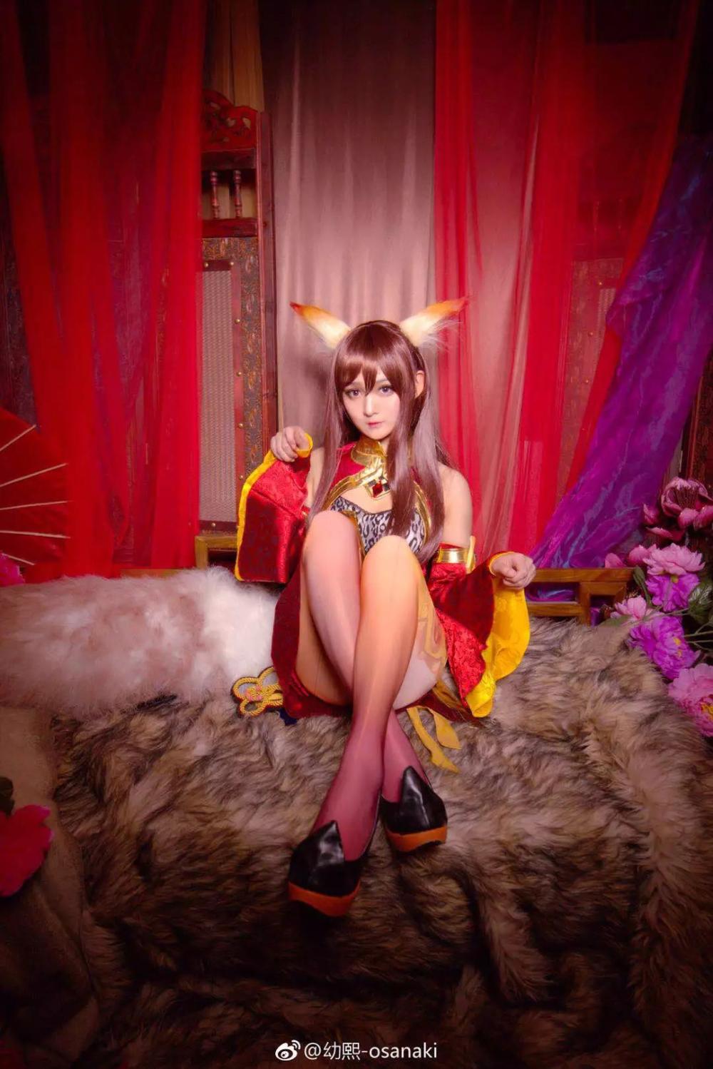 王者荣耀: 妲己cosplay, 很是魅惑, 还是属少女阿狸最