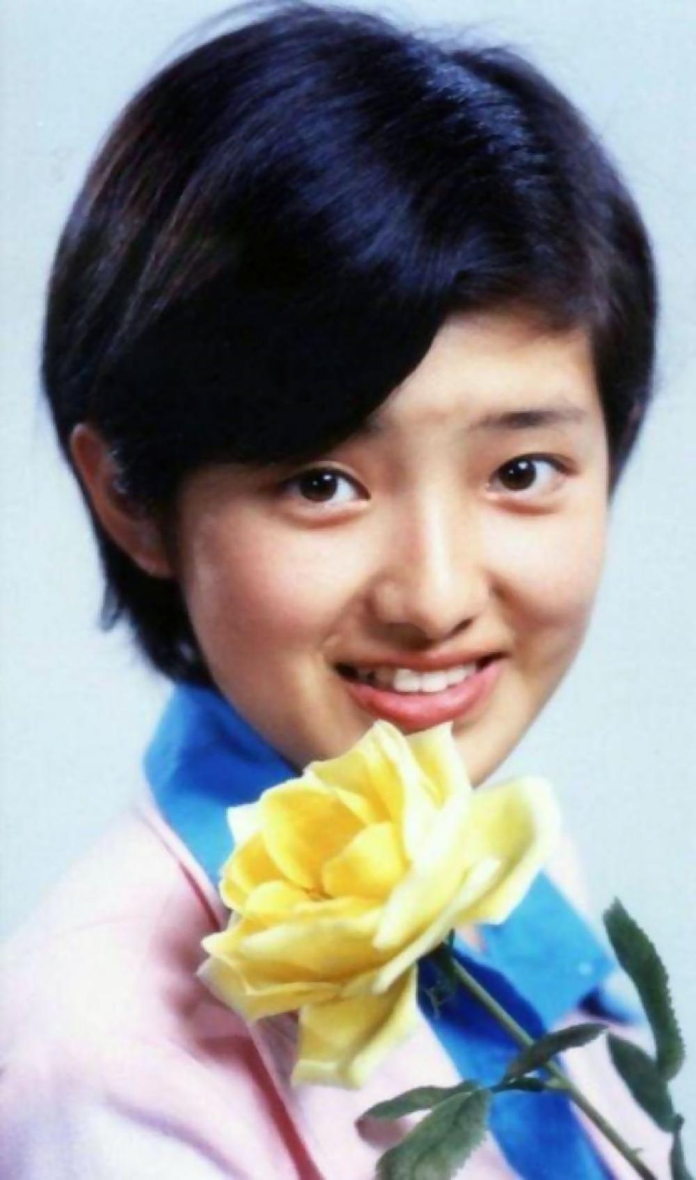 演艺界最佳情侣最完美夫妻山口百惠三浦友和当年最美好时刻!