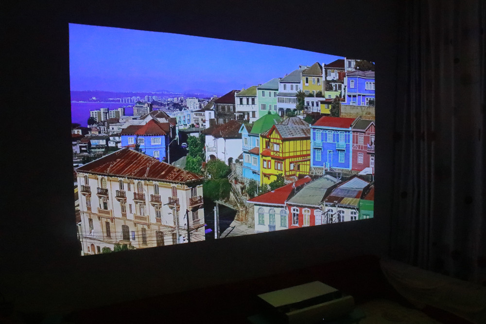 聪的大屏电视买不起?9998元性价比之王坚果S