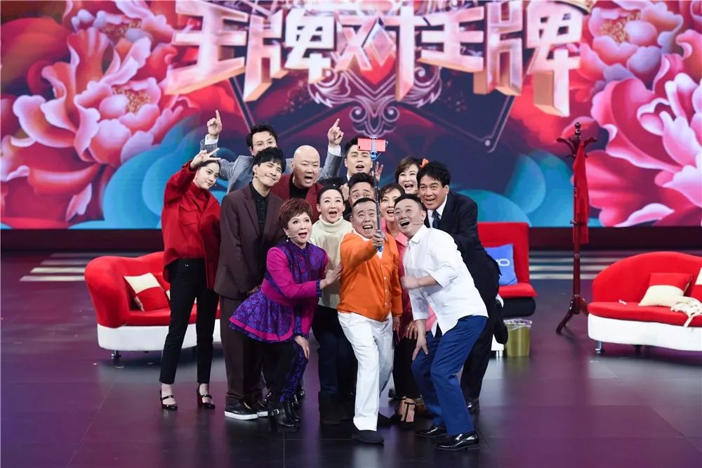 王源串烧经典嗨翻天!助阵欧阳娜娜才艺秀的神