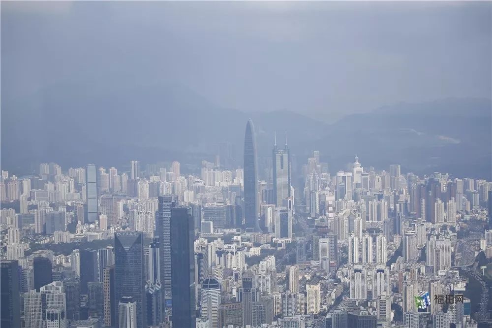 各位上仙,55秒飞升116层感受下!深圳第一高楼观光层开啦!