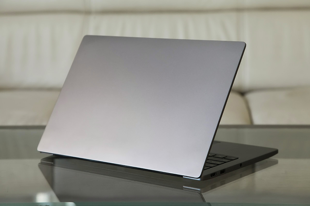 3英寸小米笔记本air开箱