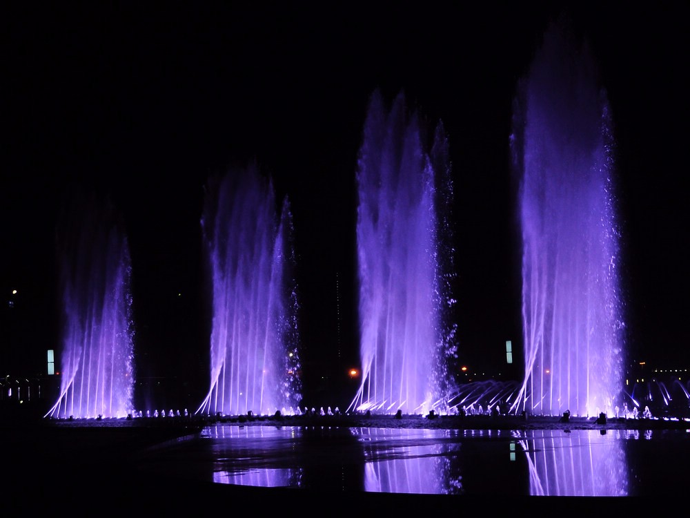 大连东港灯光音乐喷泉今晚归来