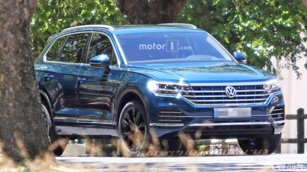 奥迪Q7 保时捷卡宴 宾利添越同平台! 全新大众旗舰SUV途锐现身!  ...