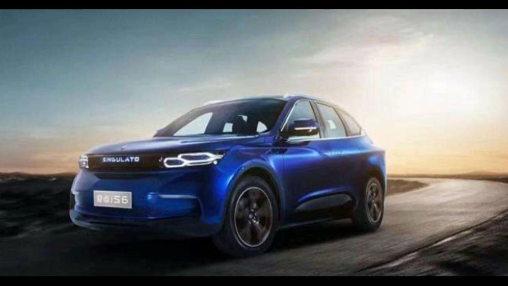 奇点全新电动中型SUV曝光  ​