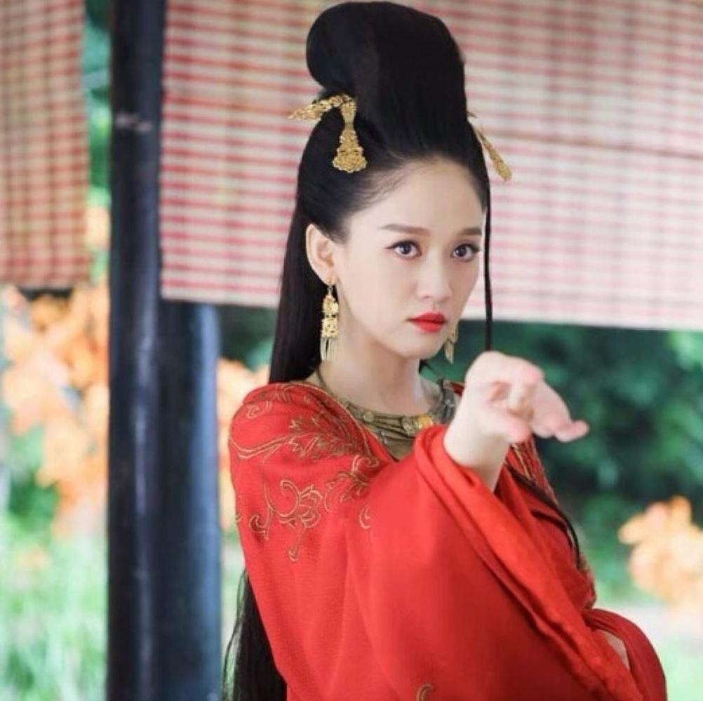 古装剧中的冰美人, 唐嫣白飞飞尹天雪, 谁让你有征服欲