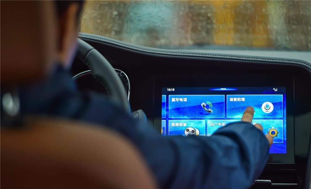 一台生活感超强的SUV,试驾全新启辰T70