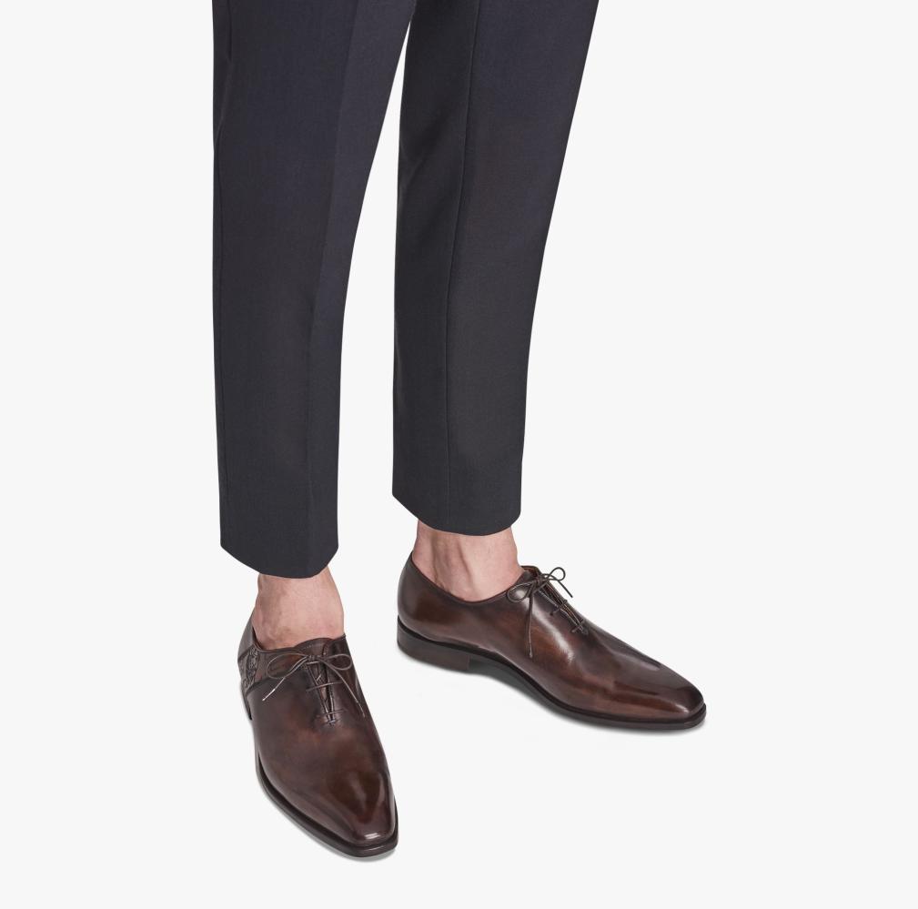 Berluti 伯尔鲁帝/布鲁提-让明星们在餐桌上擦鞋, 也只有它能做得出来 Berluti 伯尔鲁帝/布鲁提-让明星们在餐桌上擦鞋, 也只有它能做得出来